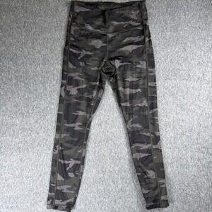 Athleta Capri Legging Womens S 7/8 Tight Camo Ultimate Stash Pocket Texture Gym